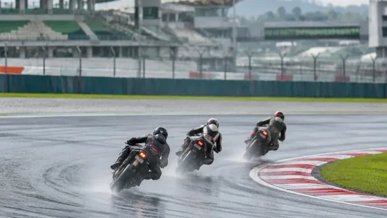 Acosta gewinnt MotoGP-Sprint in Sepang vor Márquez
